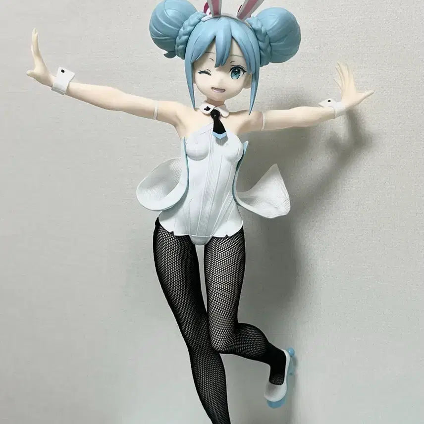 [BUNJANG] B-Style Vocaloid Hatsune Miku Bunny Girl Figure (White) / 미쿠 비큐트 바니걸 피규어 화이트 미소녀피규어 미쿠피규어