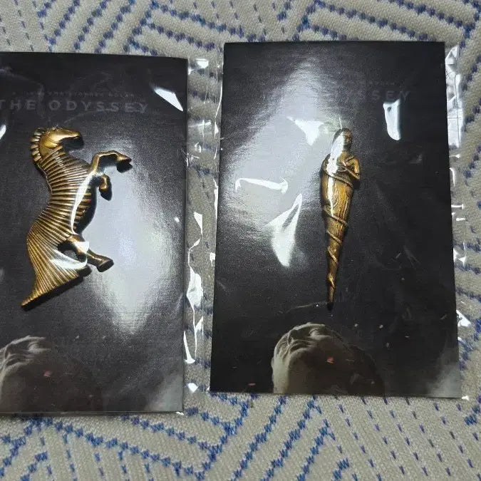 [BUNJANG] Odyssey Troy Horse / Athena Pin Badge 2 Types Bundle Set / 오디세이 굿즈패키지 트로이 목마/아테나 핀 뱃지 2종 일괄 팝니다