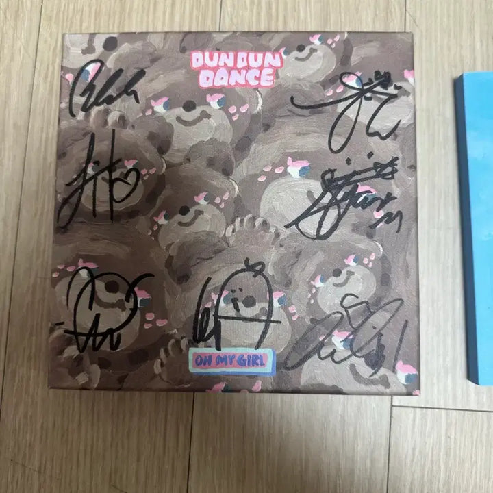 [BUNJANG] Oh My Girl DUNDUN DANCE Autographed Album / 오마이걸 던던댄스 친필싸인(마지막 가격내림