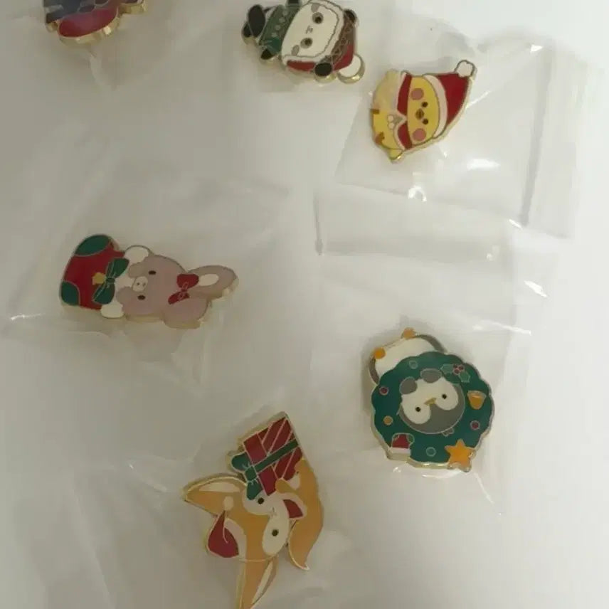 [BUNJANG] Everland Discontinued Random Badge Set / 에버랜드 단종 랜덤배지 드볼 일괄