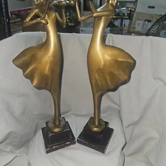 [BUNJANG] Bronze Art Workshop Musician Sculpture Set (Medium) - Brass Violinist &amp; Flutist / 브론즈아트공방 신악기(중) 황동 연주자 조각상 2점 세트