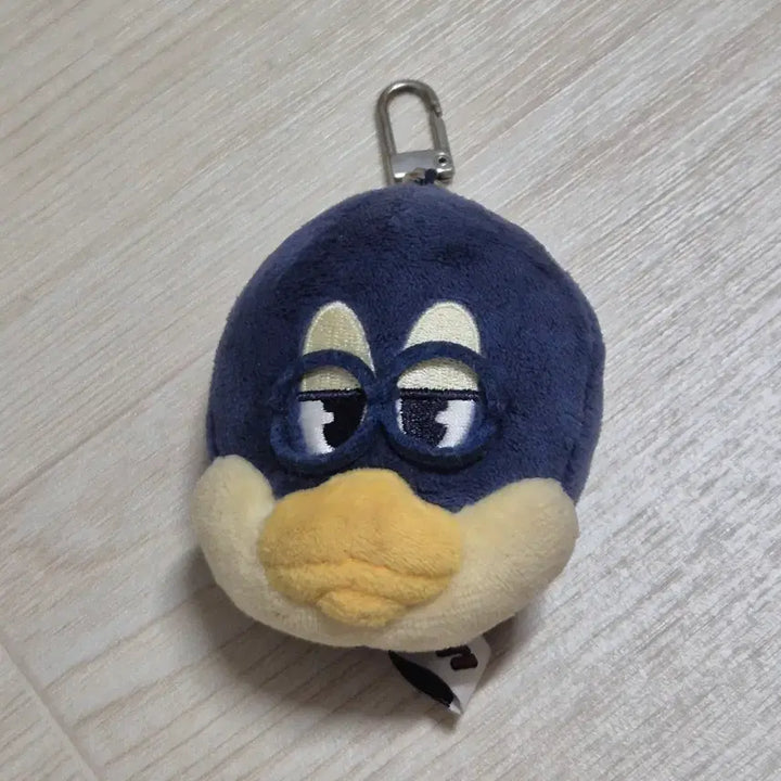 [BUNJANG] T1 Faker Penguin Keyring / T1 Faker 펭귄 키링 (사용감 있음)