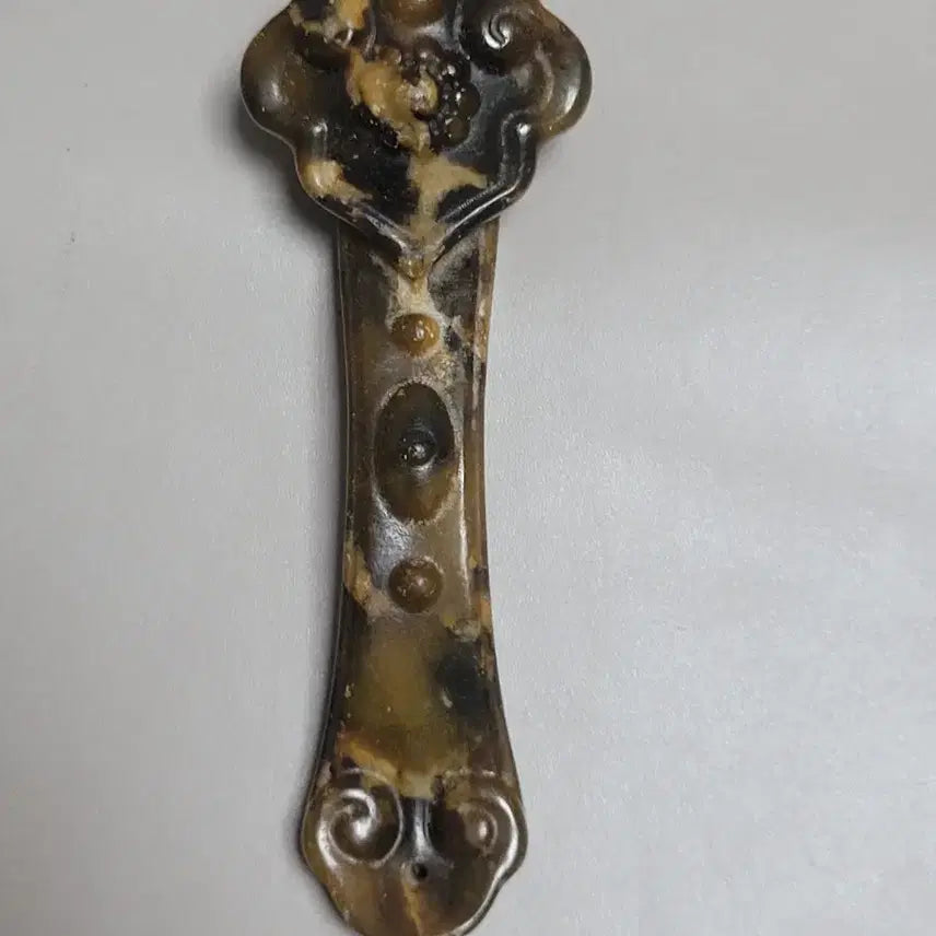[BUNJANG] Jade Carving Ornament with Tiger Stripe Pattern / 호피무닉 여의 옥조각