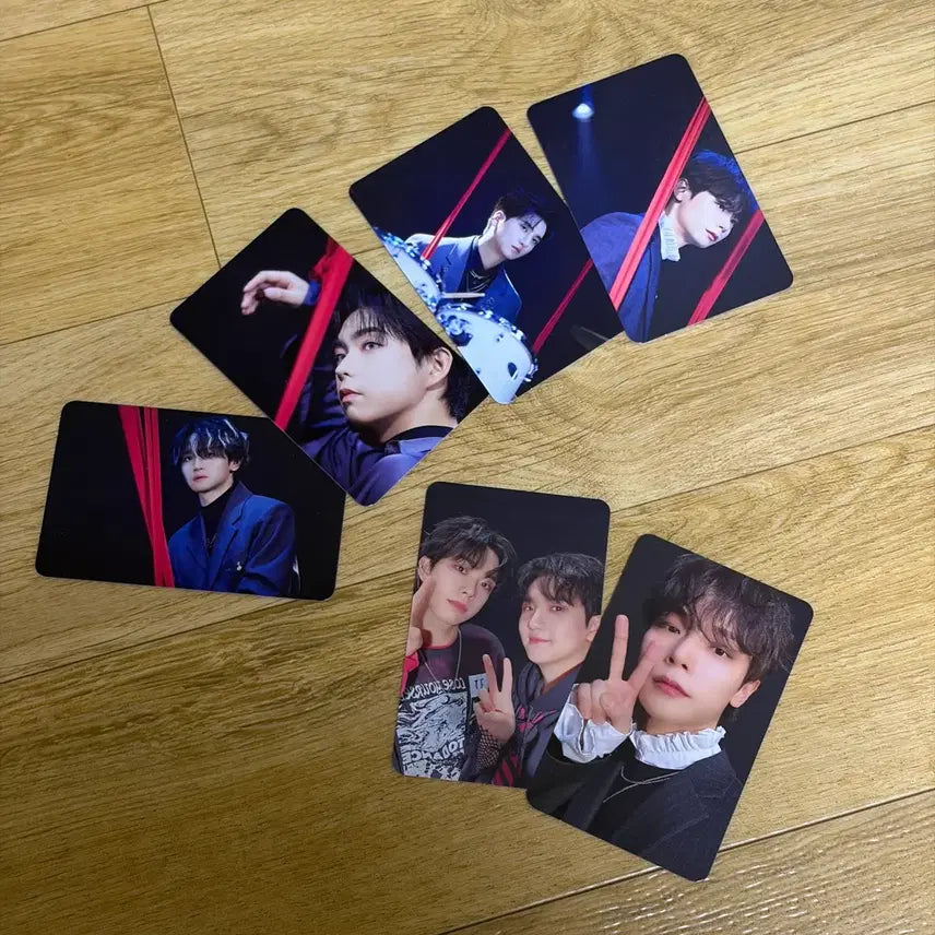 [BUNJANG] Lucy Bugman Photocard Bundle Set / 루시 부기맨 포카 판매