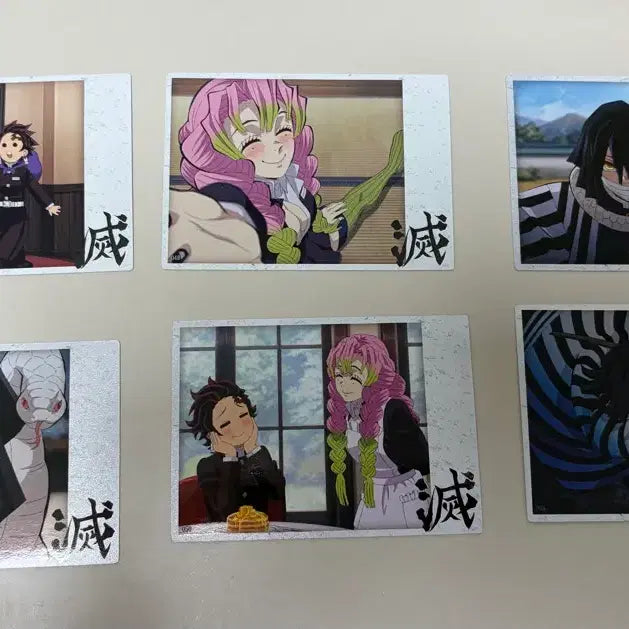 [BUNJANG] Demon Slayer Mitsuri &amp; Obanai Highlight Pic Set / 귀칼 하이라이트픽 미츠리&amp;오바나이 세트