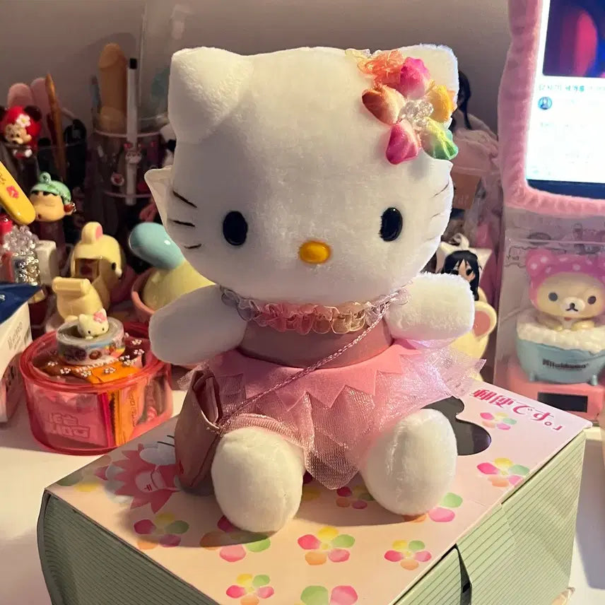 [BUNJANG] Vintage Kitty Postman Doll / 고전키티 우체부 인형