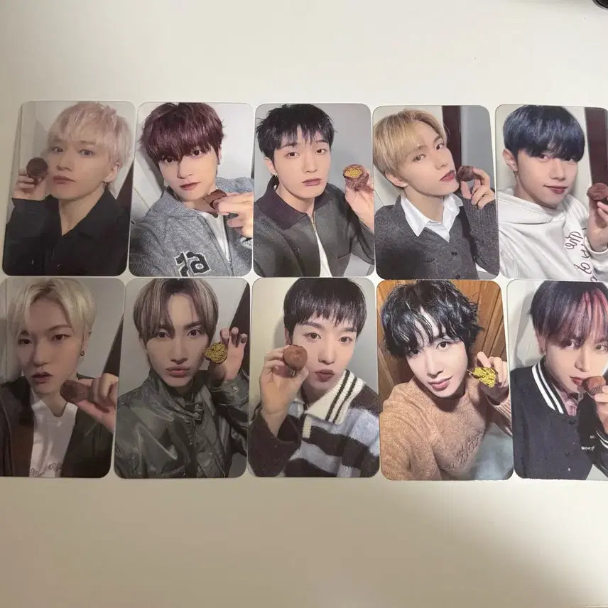[BUNJANG]  xikers Fromm Store Dujonkku Photocard Set / 싸이커스 프롬스토어 두쫀쿠 포카 세트
