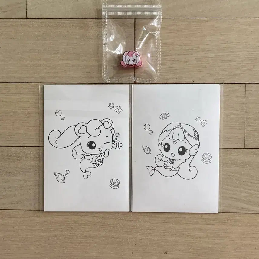 [BUNJANG] Hatchi-Ping Cable Protector &amp; Coloring Postcard Set / [사랑의 하츄핑: 고래보석의 전설] 케이블 보호캡/하츄핑+찰랑핑 컬러링 2종 엽서세트