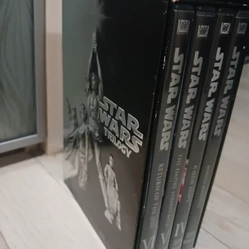 [BUNJANG] Star Wars Original Trilogy DVD Box Set (4 Disc) / 스타워즈 오리지널 트릴로지 DVD 박스세트 (4Disc / 속지 포함)