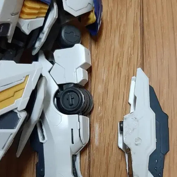 [BUNJANG] Bandai Gradeless Barbatos Lupus Rex &amp; Others Junk Plastic Models / 무등급 발바토스 루프스 렉스 등 정크 프라모델