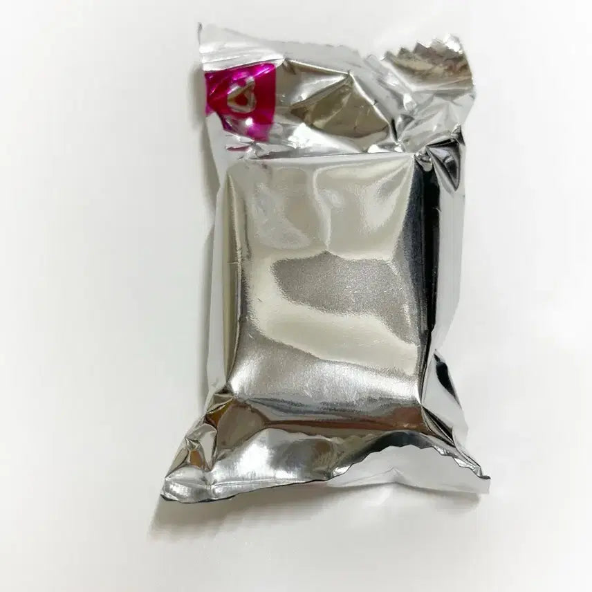 [BUNJANG] KANI Choco Box Figure Keyring / 카니 초코박스 피규어 키링