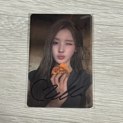 [BUNJANG] Kiss of Life Natty Signed Photocard / 키스오브라이프 벨 아임도넛 친필싸인 포토카드