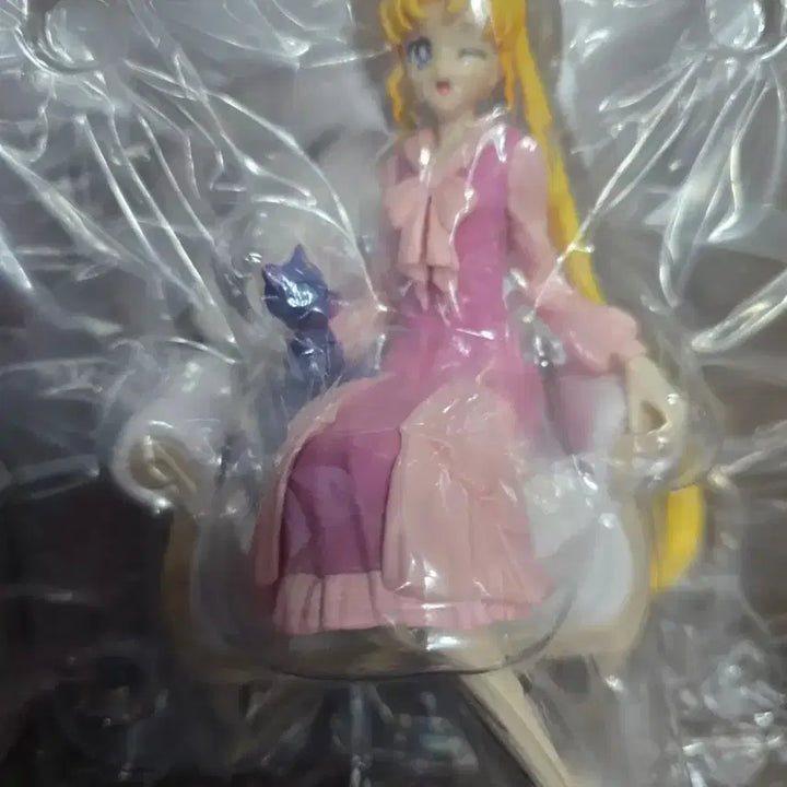 [BUNJANG] Sailor Moon Cosmos Usagi &amp; Luna A Prize Figure / 세일러문 극장판 세일러 코스모스 우사기 &amp; 루나 A상