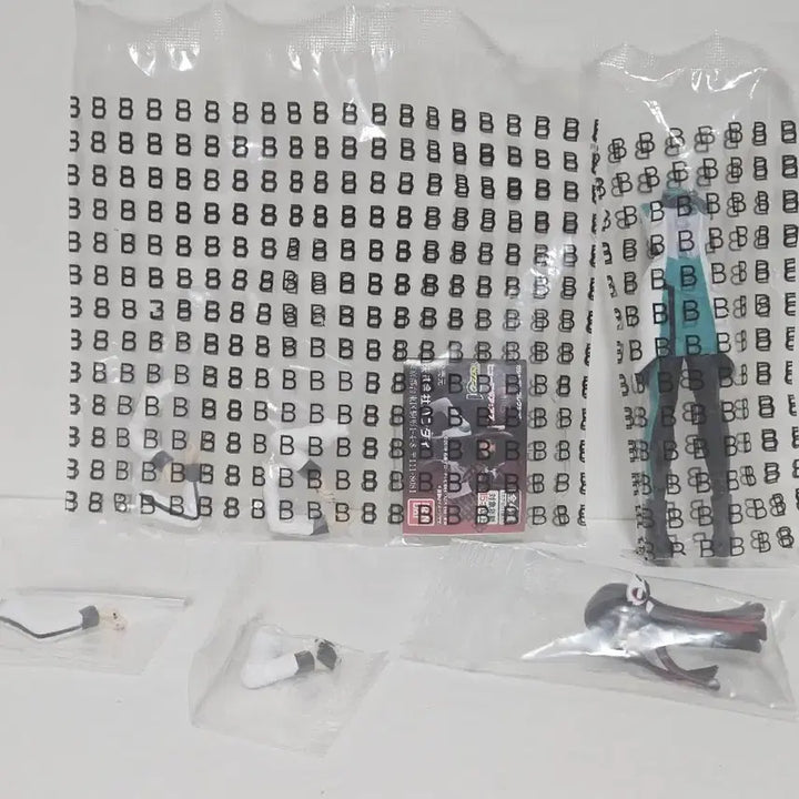 [BUNJANG] Kamen Rider Zero-One HG Girls Azu Figure (Partial Seal Unopened) / 가면라이더 제로원 가샤폰 HG GIRLS 아즈 피규어 부분 비닐 미개봉