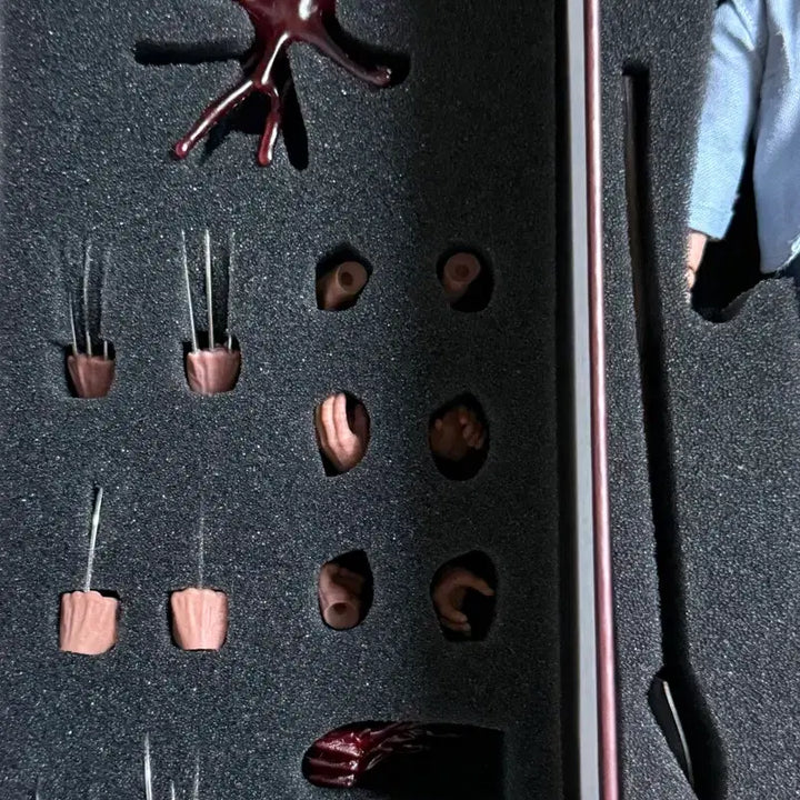 [BUNJANG] NOTA Studio Logan Wolverine 6-inch Action Figure 2-Set (Casual &amp; Suit) / NOTA 노타스튜디오 로건 울버린 2개 세트