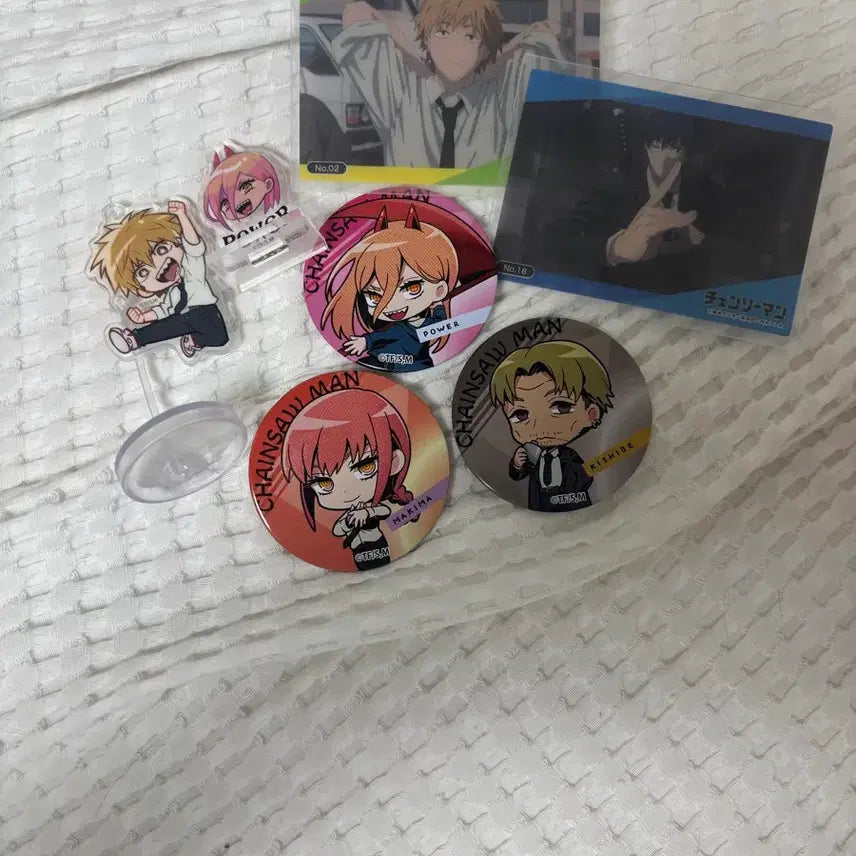 [BUNJANG] Chainsaw Man Goods Acrylic Stand Keychain, Badge, and Card Set / 체인소맨 굿즈 키링 아크릴 스탠드 뱃지 카드