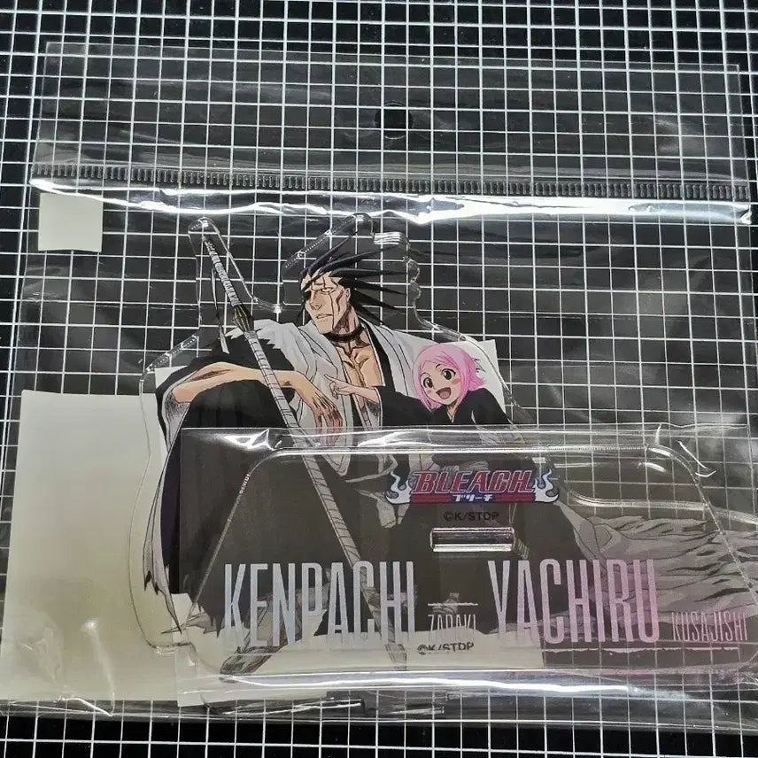 [BUNJANG] Bleach Kenpachi Yachiru Acrylic Stand / [새상품] 블리치 자라키 켄파치 야치루 아크릴스탠드