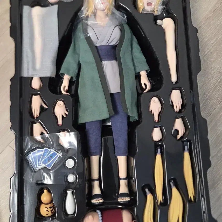 [BUNJANG] Rocket Toys Tsunade Unsealed Figure / [개봉양품] 로켓토이즈 츠나데 판매합니다.