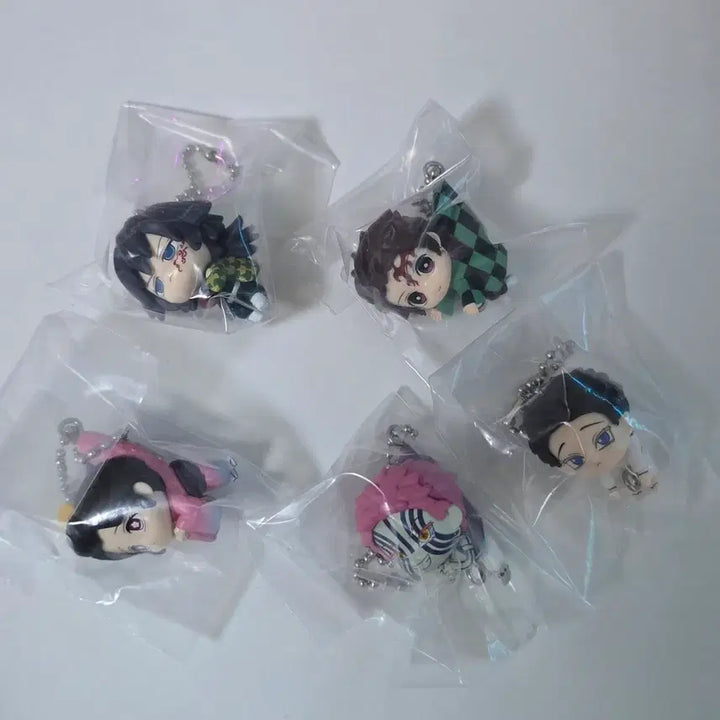 [BUNJANG] Demon Slayer Connected Mascot Danglers Set / 귀멸의 칼날 가챠 귀칼 탄지로 아카자 기유 코유키 하쿠지 연결 마스코트 대롱 미개봉 굿즈