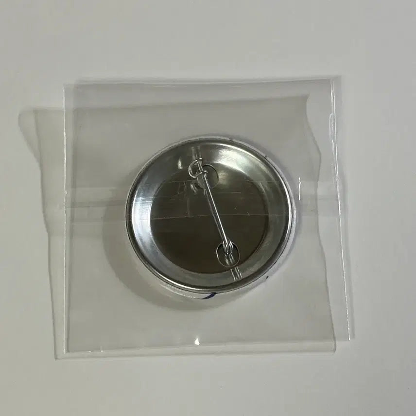 [BUNJANG] Official Hige Dandism (Higedan) Gacha Can Badge / 오피셜히게단디즘 히게단 가챠 캔뱃지