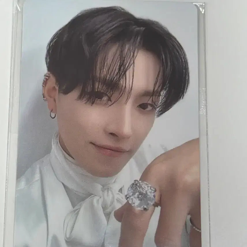 [BUNJANG] ATEEZ Aniteez Hongjoong Photocard / 에이티즈 애니티즈 5만원 포카 홍중