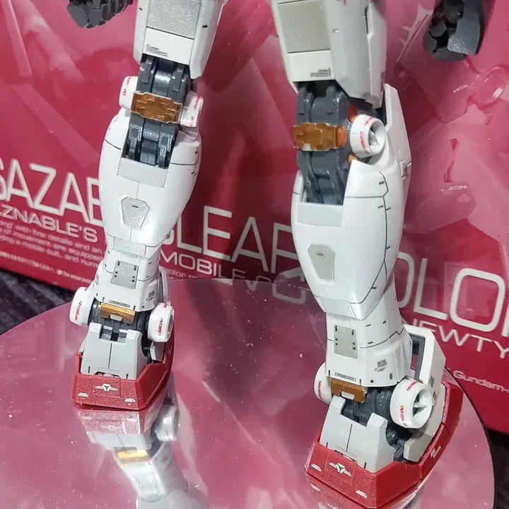 [BUNJANG] Bandai MG Perfect Grade First Gundam 3.0 Pearl Coating Full Paint / 반다이 MG 퍼스트건담 3.0 펄코팅 풀도색 + 델피데칼 완성품