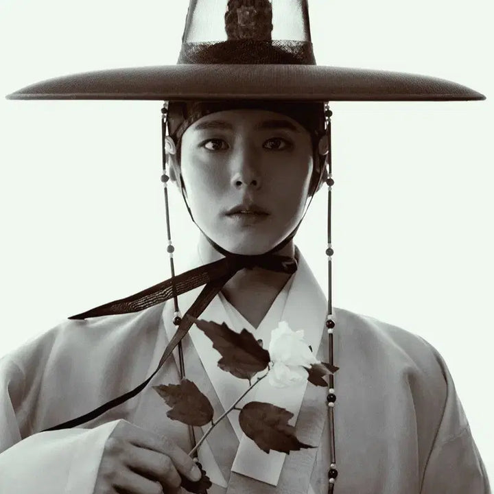 [BUNJANG] Park Bo Gum "When My Love Blooms" Magazine Special Edition / (미개봉 새상품)<폭싹 속았수다>관식이 박보검님 표지 바자 한복웨이브 스페셜에디션 잡지양도