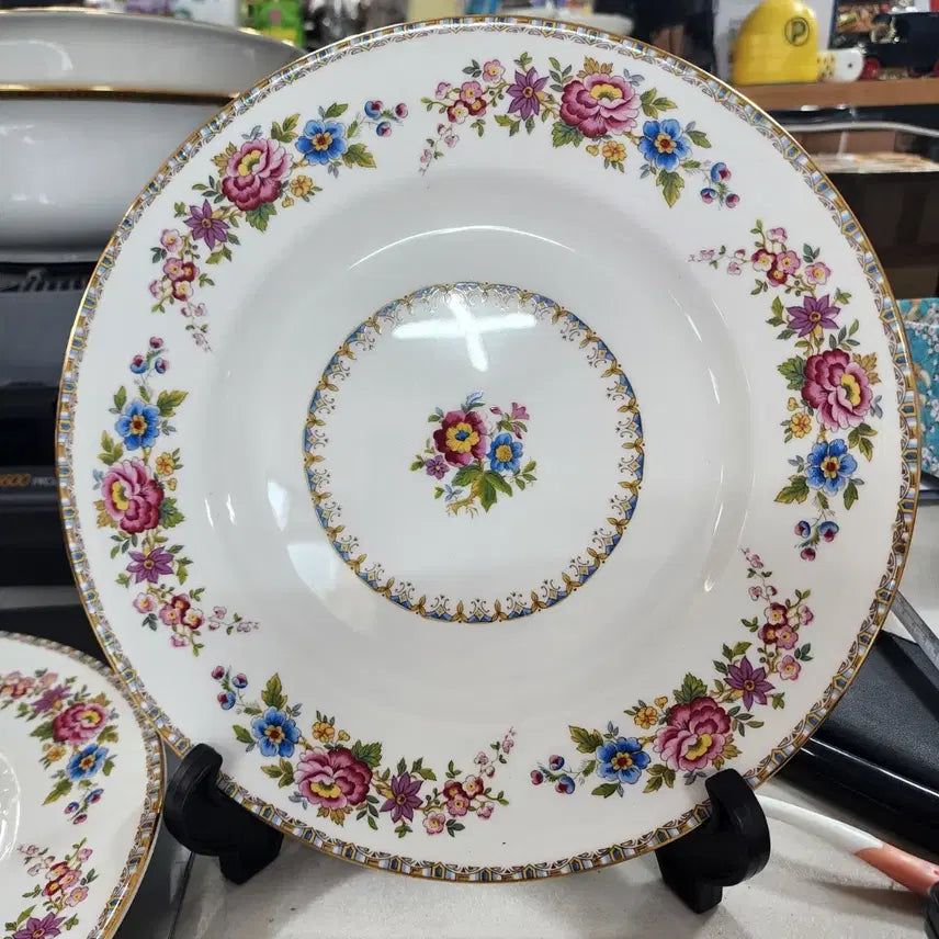 [BUNJANG] Royal Grafton Malvern Plate (Set of 2) / 영국 Royal Grafton바닦에 사용감 조금 있어요 쓸만합니다 지름27.5cm  2개에25000원