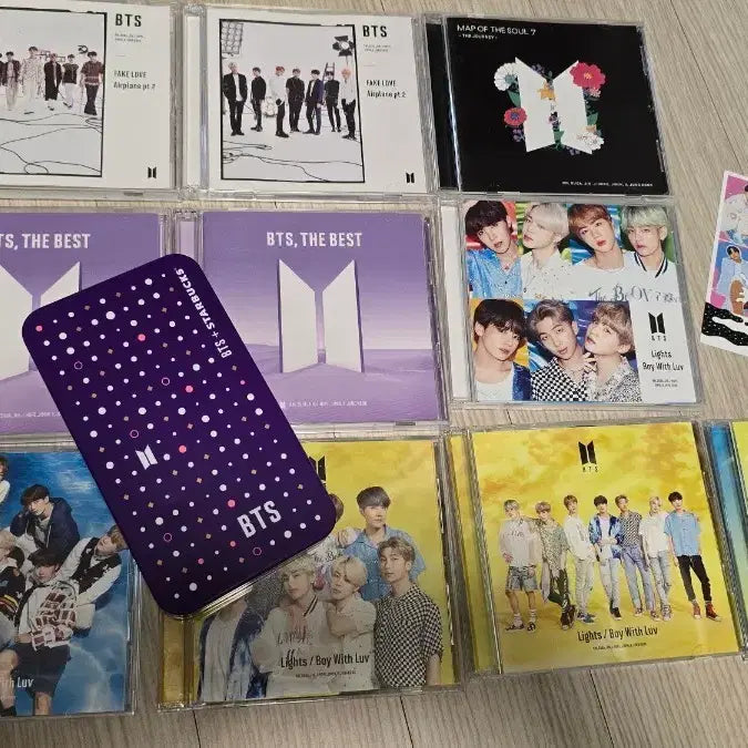 [BUNJANG] BTS Japanese Album Bundle Set with Starbucks Limited Edition Keyring / bts 일본앨범 일괄 스벅키링 포함
