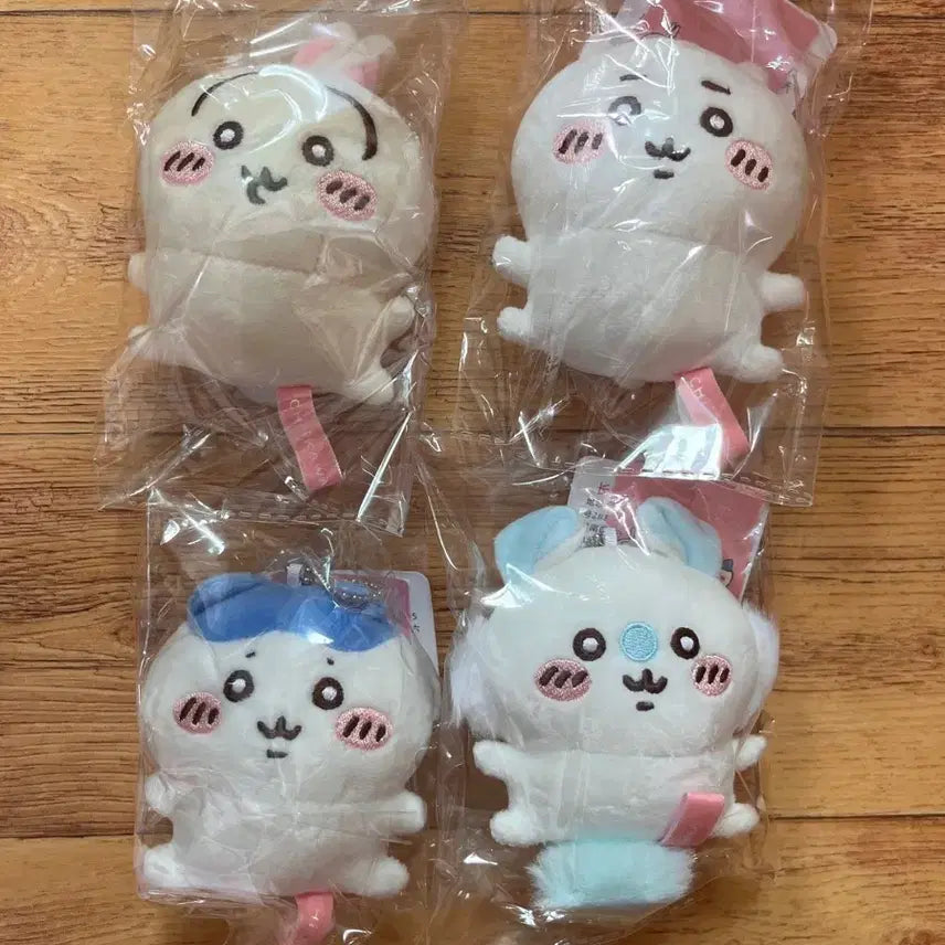[BUNJANG] Chiikawa Mascot Plush Dolls Bundle Set - Hachiwari, Usagi, Momonga / 콩눈 치이카와 마스코트 인형 먼작귀 일괄 하치와레 우사기 모몽가 치이카와
