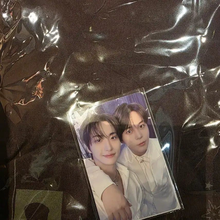 [BUNJANG] ATEEZ Deja Vu Pop-Up Limited Edition T-Shirt Seonghwa &amp; Jongho / 애니티즈 데자부 팝업 맏막즈 티셔츠 성화 종호