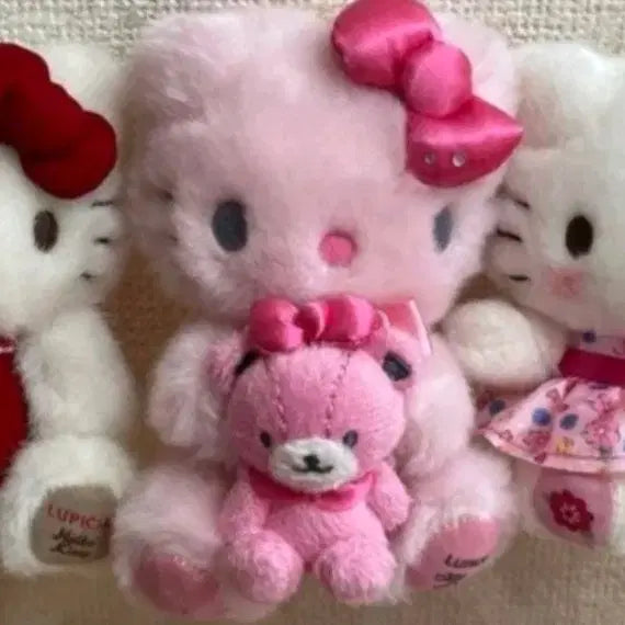 [BUNJANG] Ichigo Strawberry Kitty Mascot Bundle Set / 이치고딸기키티마스코트루피시아키티