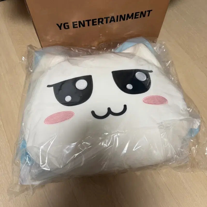 [BUNJANG] BABYMONSTER AHYEON Character Face Cushion (Sealed) / AHYEON  아현 캐릭터 얼굴 쿠션
