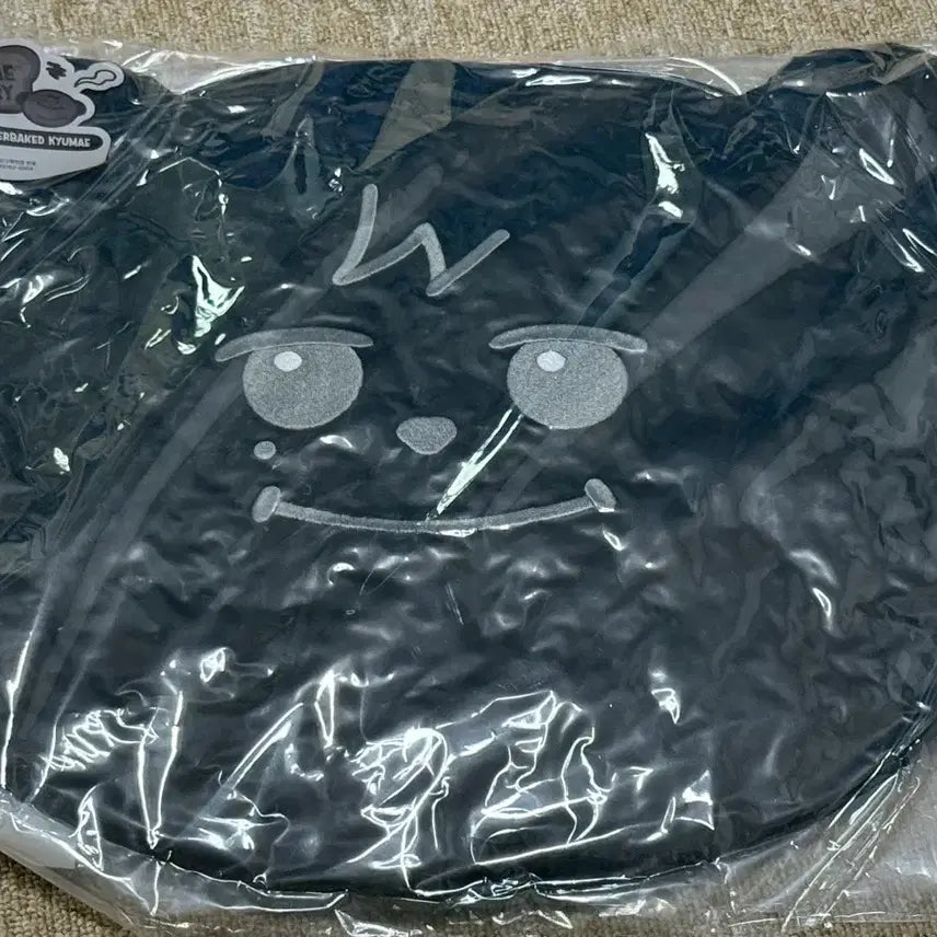 [BUNJANG] KYUHYUN Bakery Pop-up Store Face Cushion &