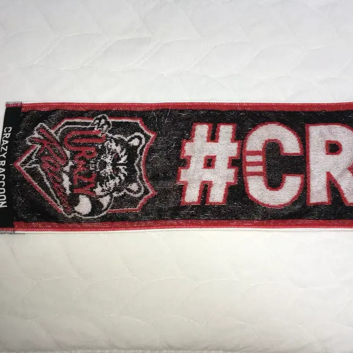[BUNJANG] Crazy Racoon Slogan Towel / 크레이지 라쿤 슬로건