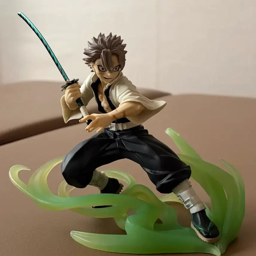 [BUNJANG] Demon Slayer Sanemi Figure / 귀멸의 칼날 사네미 피규어