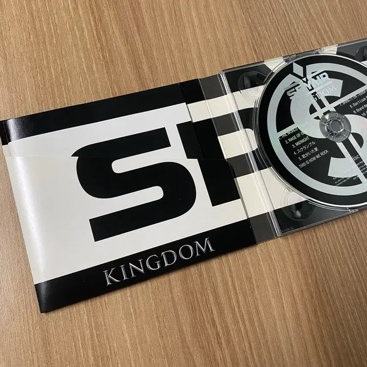 [BUNJANG] SPYAIR Kingdom 2CD Album / [2CD] SPYAIR 스파이에어 킹덤 앨범 CD