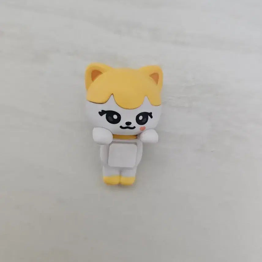 [BUNJANG] IVE Minive Random Smartphone Figure Liz / 아이브 미니브 ive minive 랜덤 스마트폰 피규어 리즈 치즈