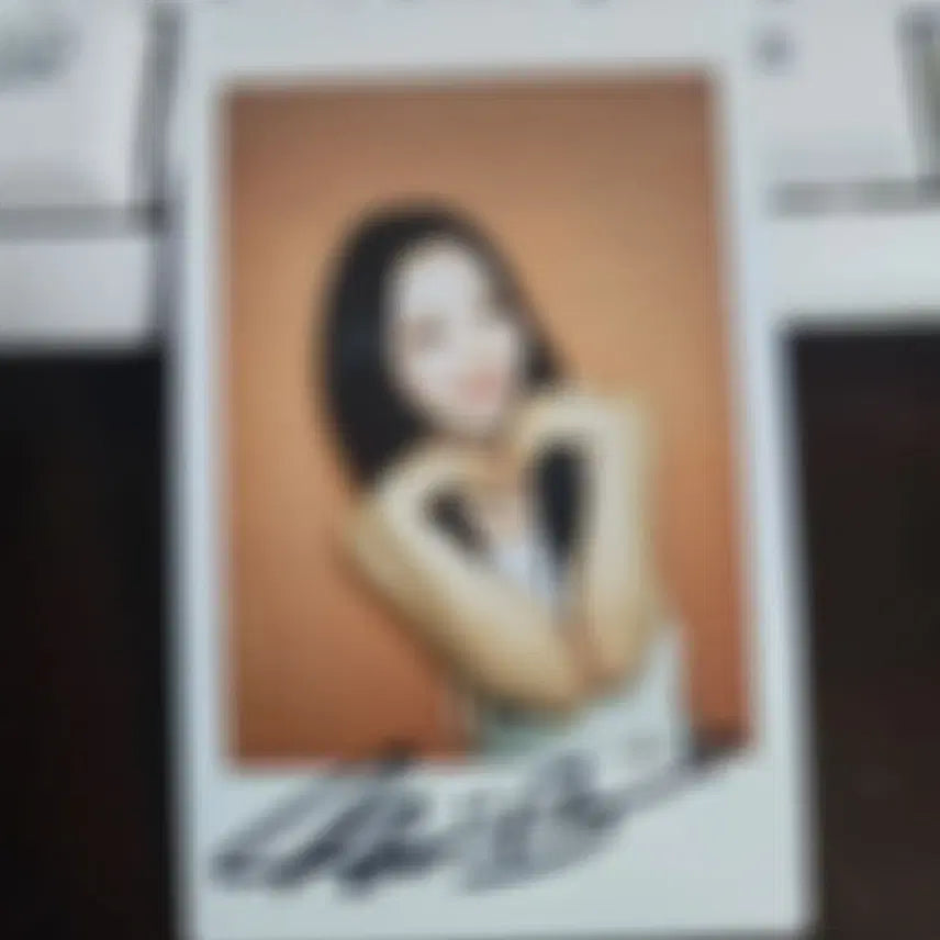[BUNJANG] Yves Signed Polaroids / 이브 싸인 폴라