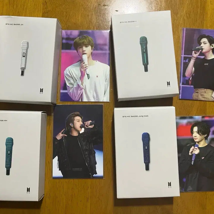 [BUNJANG] BTS HYBE Microphone Badge Bundle Set with Photocard / 방탄 bts 하이브 마이크 뱃지 미개봉 포카포함 일괄