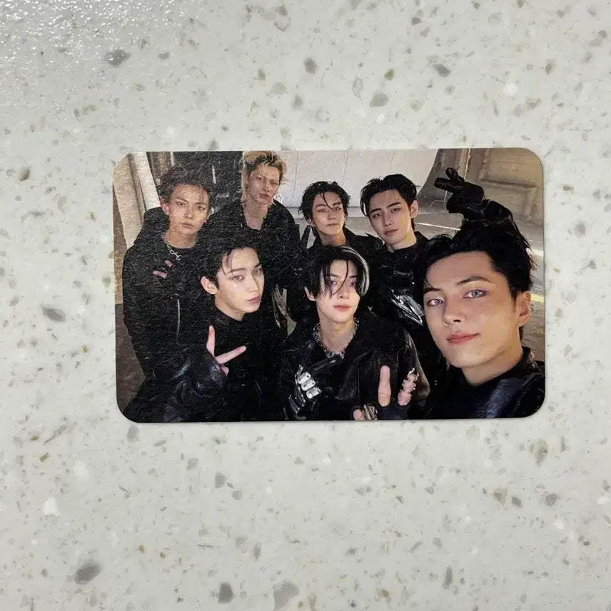 [BUNJANG] ENHYPEN Benish Weverse Ver. Group Photocard / 엔하이픈 베니쉬 위버스반 단체 포카