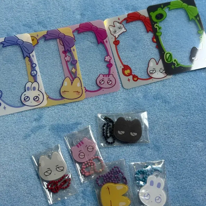 [BUNJANG] Plave MalangPlbe Photocard Frame Keyring Set / 플레이브 말랑플브 비공굿 포카프레임 키링