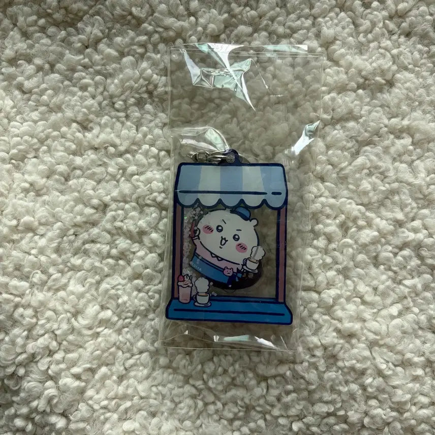 [BUNJANG] Cheeikawa x Ediya Collaboration Water Ball Keyring / 치이카와 이디야 콜라보 워터볼 키링