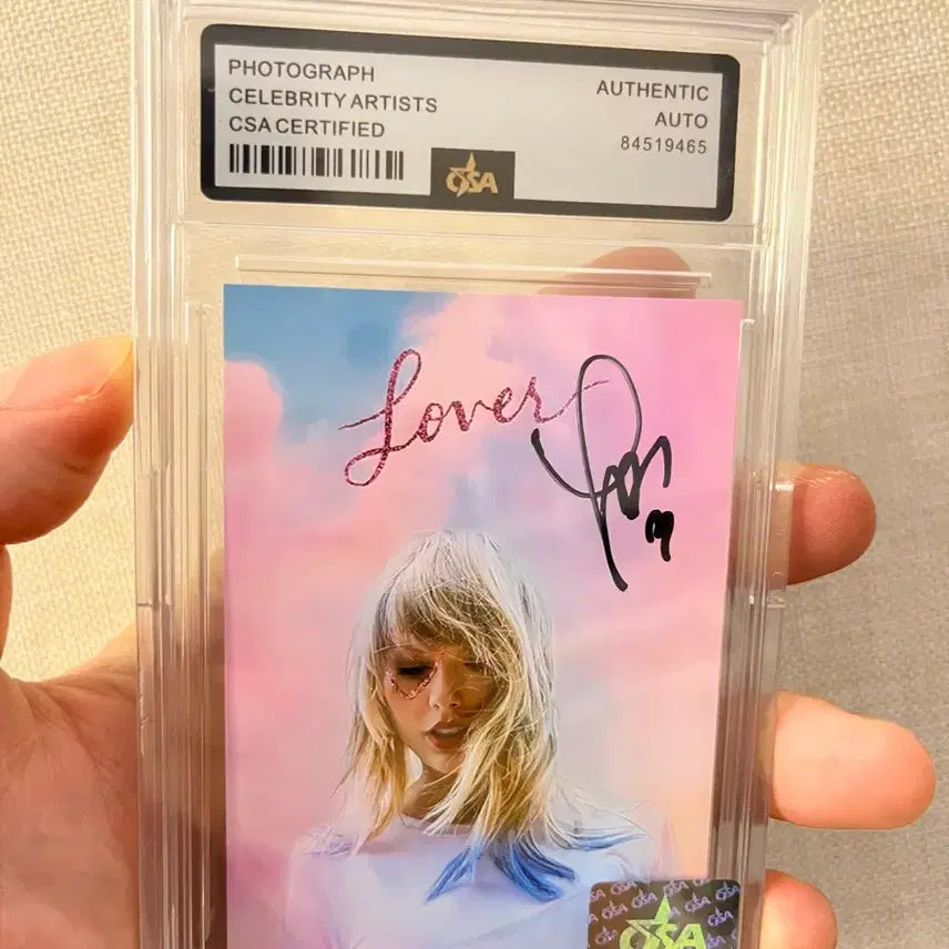 [BUNJANG] Taylor Swift Autographed Photocard with CSA Certified Case / 테일러 스위프트 친필 싸인 포토카드  | CSA 인증 케이스 포함 | 소장용 최상급