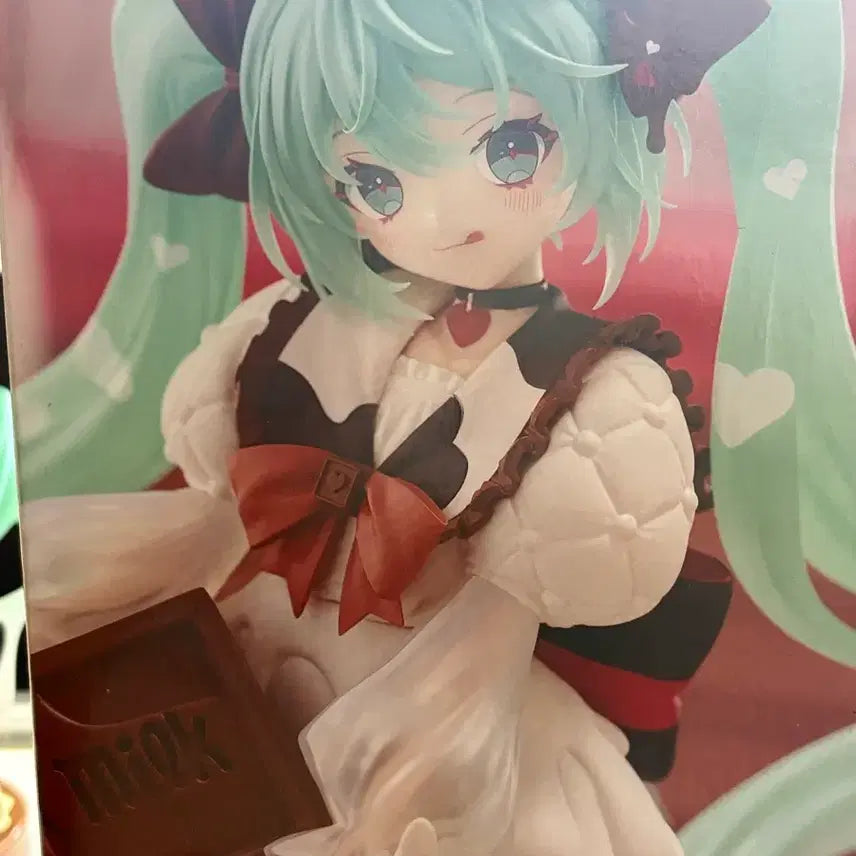 [BUNJANG] Hatsune Miku Tirol Choco Figure / 하츠네 미쿠 티롤 초코 피규어
