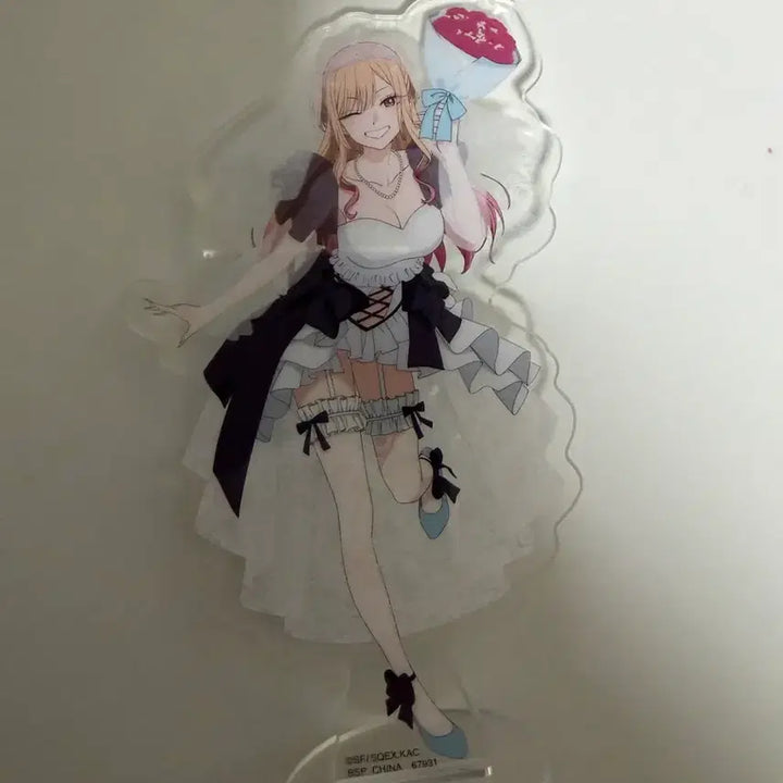 [BUNJANG] Marin Kitagawa Acrylic Stand (New) / (새상품)그비스크돌. 마린. 아크릴스탠드