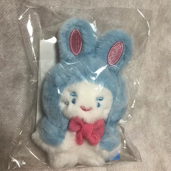 [BUNJANG] Onew Flat Jjingnyangi Magnet Doll &amp; Jjingz Hand Towel Bundle Set (Sealed) / 온유 납작 찡냥이 마그넷 인형, 찡즈 핸드타올 일괄(미개봉)