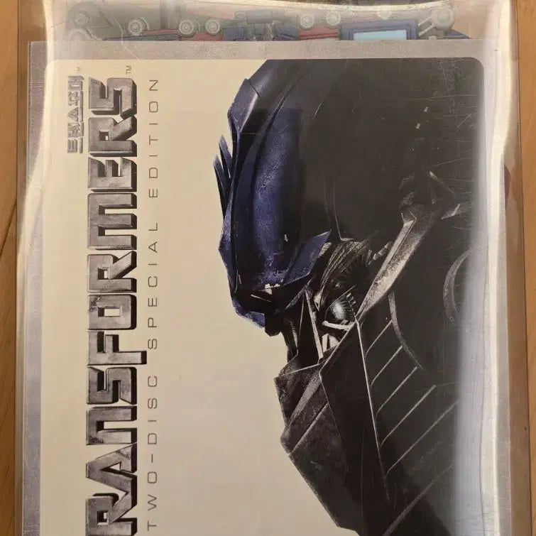 [BUNJANG] Transformers Live-Action Movie Limited Edition Robot Case Set (Optimus Prime &amp; Megatron) / 트랜스포머 한정판 로봇 DVD/블루레이 케이스 2종 (옵티머스+메가트론)*일괄