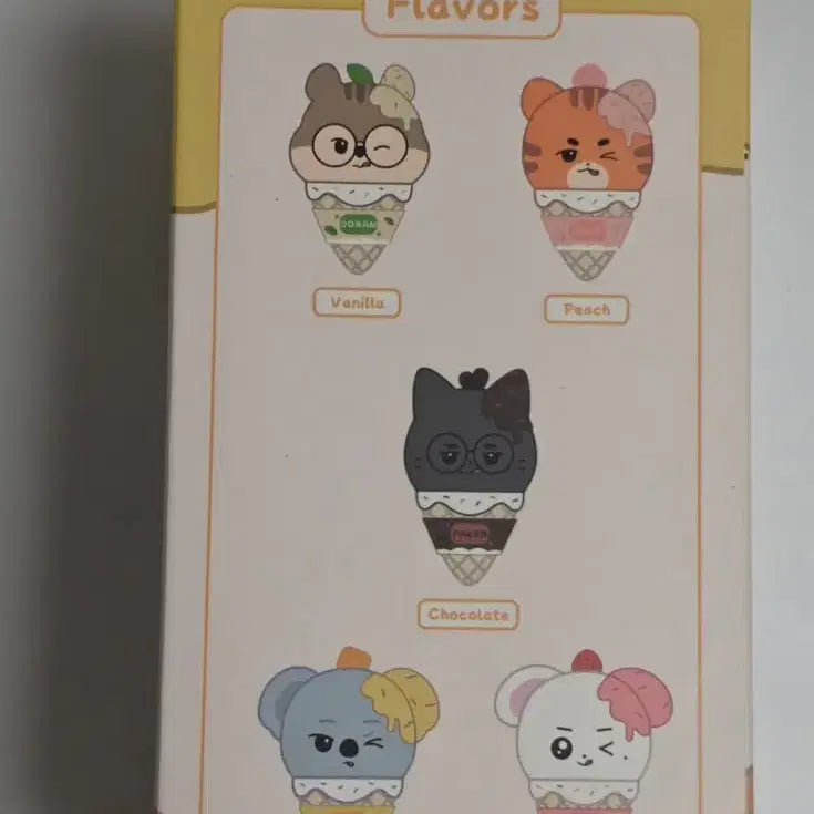 [BUNJANG] T1 Feyz Ice Cream Plush + Photocard Set / T1 티원 중국 한정 아이스크림 페이즈 peyz 인형 + 포카 판매
