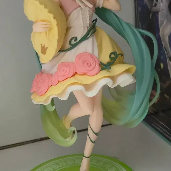 [BUNJANG] Taito Vocaloid Hatsune Miku Sleeping Beauty Figure / 하츠네 미쿠 잠자는 숲속의 공주 피규어